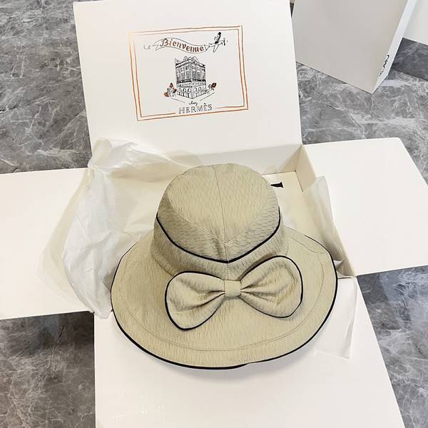 Miu Miu Hat MUH00105